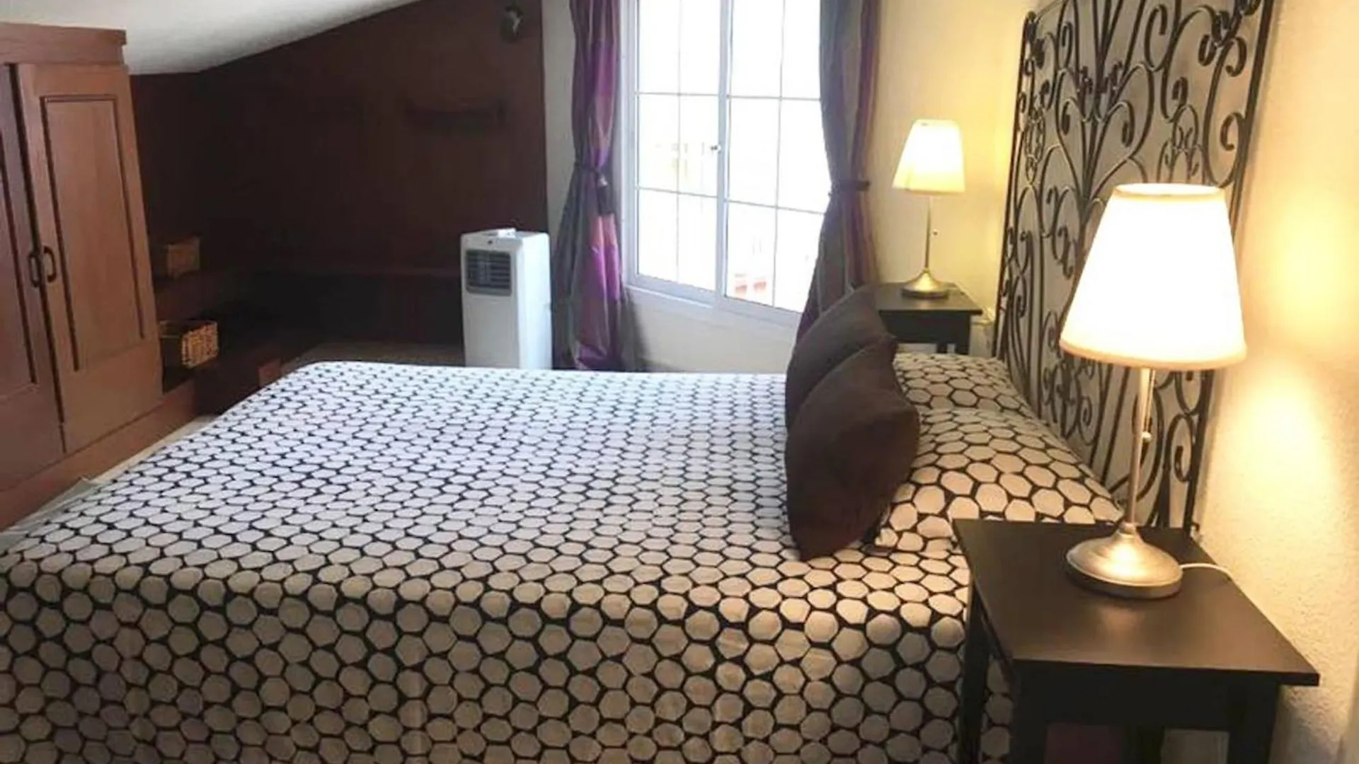 Luxury Suite Penthouse 4 Bedrooms Facing The Sea Torremolinos 0*,  Spain